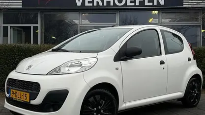 Occasion Peugeot 107 Access 68 PK (50 kW) 2013 Hatchback
