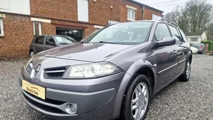 Grijs Gebruikt 2009 Renault Mégane GrandTour Exception Stationwagen | € 2.700 (Super prijs)