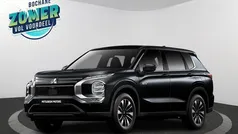 Gebruikt 2025 Mitsubishi Outlander Instyle SUV | € 62.390 (Eerlijke prijs)