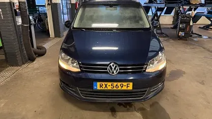 Blauw Gebruikt 2011 VW Sharan Highline MPV | € 11.999 (Eerlijke prijs)