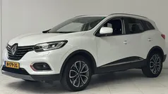 Blanc nacré (qnc) Gebruikt 2020 Renault Kadjar Zen SUV | € 19.445 (Eerlijke prijs)