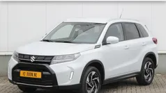 Gebruikt 2024 Suzuki Vitara Style SUV | € 28.295 (Eerlijke prijs)