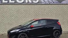 Zwart Gebruikt 2016 Ford Fiesta Hatchback | € 9.850 (Eerlijke prijs)
