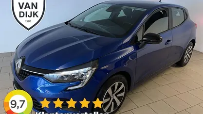 Occasion Renault Clio V Equilibre 91 PK (66 kW) 2023 Blauw (metallic) Hatchback