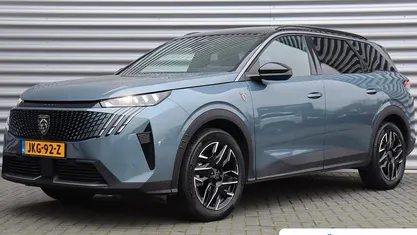 Blauw Occasion 2025 Peugeot 5008 GT SUV | € 40.895 (Eerlijke prijs)