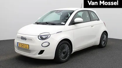 Wit Gebruikt 2020 Fiat 500e Business Hatchback | € 15.400 (Eerlijke prijs)