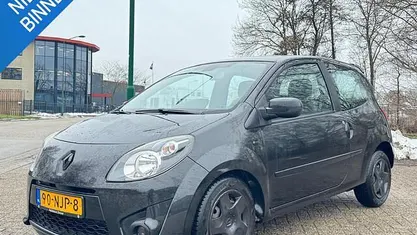 Zwart Occasion 2010 Renault Twingo Dynamique Hatchback | € 2.277 (Goede deal)