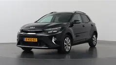 Zwart Gebruikt 2023 Kia Stonic SUV | € 21.435 (Eerlijke prijs)