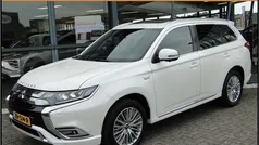 Gebruikt 2019 Mitsubishi Outlander P-HEV Instyle SUV | € 24.945 (Eerlijke prijs)