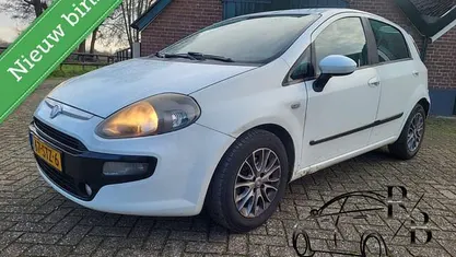 Gebruikt 2011 Fiat Punto Evo Dynamic Hatchback | € 1.399 (Goede deal)