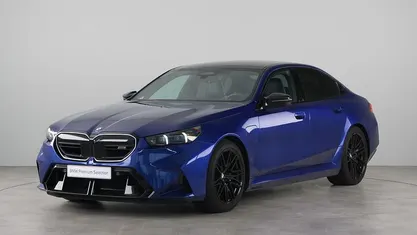 Blauw Gebruikt 2025 BMW M5 Comfort Edition Sedan | € 139.450 (Goede deal)