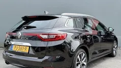 Zwart Gebruikt 2017 Renault Mégane GrandTour Bose Edition Stationwagen | € 7.899 (Eerlijke prijs)