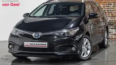 Zwart Gebruikt 2015 Toyota Auris Hybrid Hatchback | € 12.695 (Eerlijke prijs)