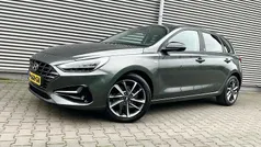 Grijs Gebruikt 2021 Hyundai i30 Premium Hatchback | € 19.950 (Goede deal)