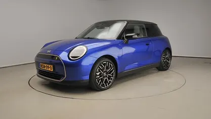 Occasion 2025 Mini Cooper SE Hatchback | € 34.900 (Eerlijke prijs)