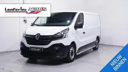 Blanc glacier 369 Occasion 2021 Renault Trafic MPV | € 15.800 (Super prijs)
