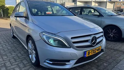 Occasion Mercedes B180 Ambition 122 PK (89 kW) 2014 MPV