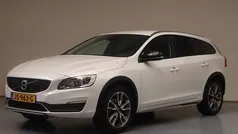 Wit Gebruikt 2016 Volvo V60 CC Stationwagen | € 18.950 (Goede deal)