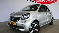 Grijs Gebruikt 2018 Smart ForFour Hatchback | € 7.240 (Eerlijke prijs)