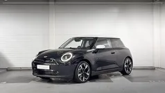Gebruikt 2024 Mini Cooper SE Hatchback | € 34.500 (Eerlijke prijs)