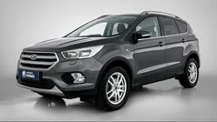 Grijs, metallic lak Gebruikt 2018 Ford Kuga Titanium SUV | € 15.450 (Goede deal)