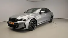 Gebruikt 2024 BMW 330 Shadowline Sedan | € 43.900 (Goede deal)