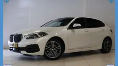Wit Gebruikt 2023 BMW 118 Hatchback | € 27.249 (Eerlijke prijs)