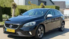 Zwart Gebruikt 2015 Volvo V40 Business Edition Stationwagen | € 6.750 (Eerlijke prijs)