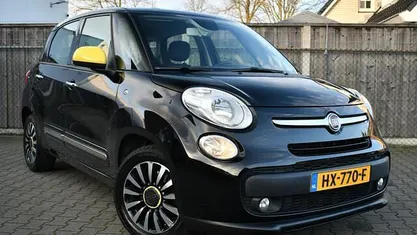 Zwart (metallic) Occasion 2016 Fiat 500L Urban MPV | € 7.950 (Eerlijke prijs)