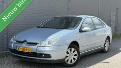 Blauw Gebruikt 2005 Citroën C5 Exclusive Hatchback | € 1.795 (Super prijs)