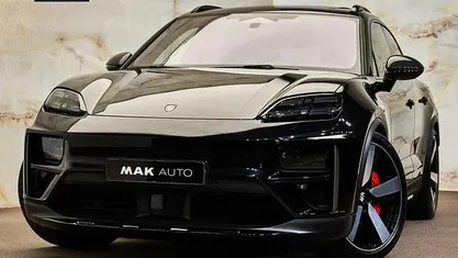 Occasion 2025 Porsche Macan Turbo SUV | € 119.900 (Eerlijke prijs)
