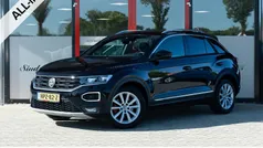 Zwart Gebruikt 2017 VW T-Roc Sportline SUV | € 23.950 (Eerlijke prijs)