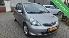 Grijs Gebruikt 2005 Honda Jazz LS Hatchback | € 3.950 (Eerlijke prijs)