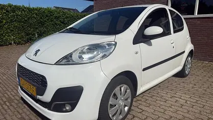 Occasion Peugeot 107 Access 68 PK (50 kW) 2012 Hatchback