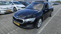 Zwart Gebruikt 2020 Skoda Octavia Business Line Stationwagen | € 11.999 (Goede deal)