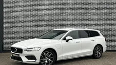 Wit Gebruikt 2020 Volvo V60 Inscription Stationwagen | € 30.694 (Eerlijke prijs)