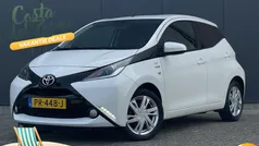 Wit Gebruikt 2017 Toyota Aygo Hatchback | € 8.245 (Eerlijke prijs)