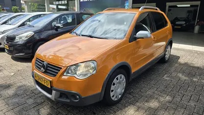 Oranje, metallic lak Occasion 2008 VW Polo Cross Hatchback | € 2.999 (Super prijs)