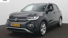 Zwart Gebruikt 2023 VW T-Cross Business SUV | € 29.795 (Eerlijke prijs)