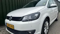 Wit Gebruikt 2011 VW Touran Highline MPV | € 8.799 (Eerlijke prijs)
