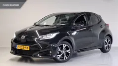 Zwart Gebruikt 2024 Toyota Yaris Hybrid Edition Hatchback | € 25.499 (Eerlijke prijs)