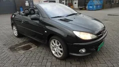 Zwart Gebruikt 2003 Peugeot 206 CC Cabriolet | € 895 (Goede deal)
