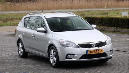 Occasion Kia Ceed Plus 105 PK (77 kW) 2012 Hatchback