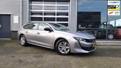 Grijs Occasion 2022 Peugeot 508 SW Business-Line Stationwagen | € 18.499 (Goede deal)