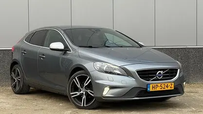 Grijs Gebruikt 2015 Volvo V40 Business Edition Hatchback | € 6.950 (Eerlijke prijs)