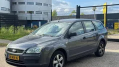 Grijs Gebruikt 2005 Ford Focus Ambiente Stationwagen | € 895 (Eerlijke prijs)