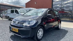 Gebruikt 2017 VW up! move up! Hatchback | € 6.950 (Eerlijke prijs)