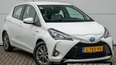Gebruikt 2019 Toyota Yaris Hybrid Active Hatchback | € 16.750 (Eerlijke prijs)