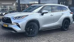 Grijs Nieuw 2024 Toyota Highlander Premium SUV | € 69.900 (Goede deal)