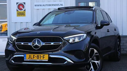 Grijs Occasion 2023 Mercedes GLC300e SUV | € 56.900 (Eerlijke prijs)